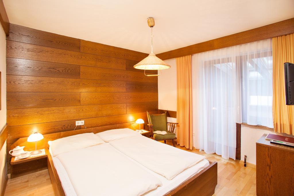Johannahof Appartements カプルーン エクステリア 写真